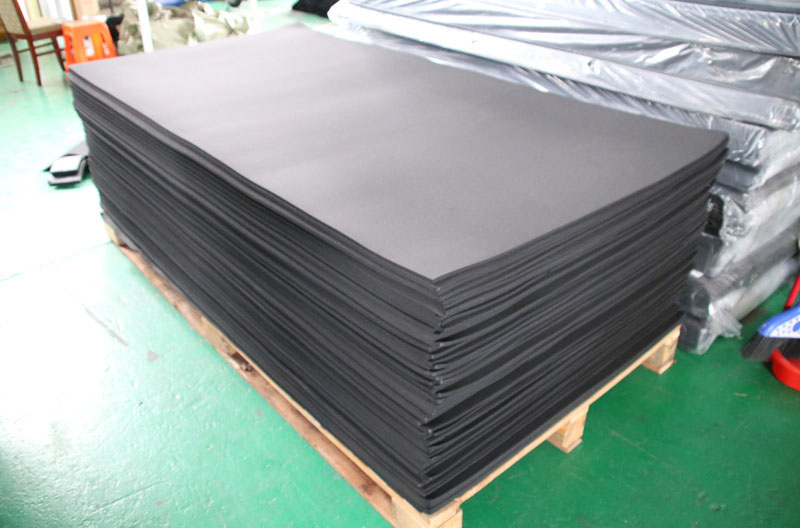 Black cr foam board sponge flame retardant sealed waterproof shock-absorbing adhesive strip board neoprene foam sponge board