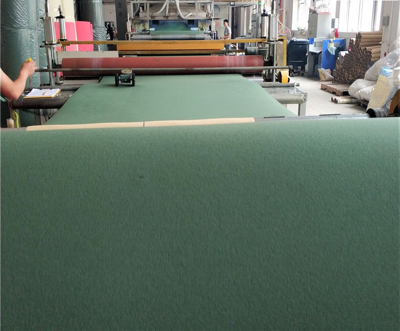 Polyethylene floor floating sound insulation pad manufacturer wholesale 5mm black xpe roll 30 times 3,4,5,6mm sound insulation and shock absorption pad