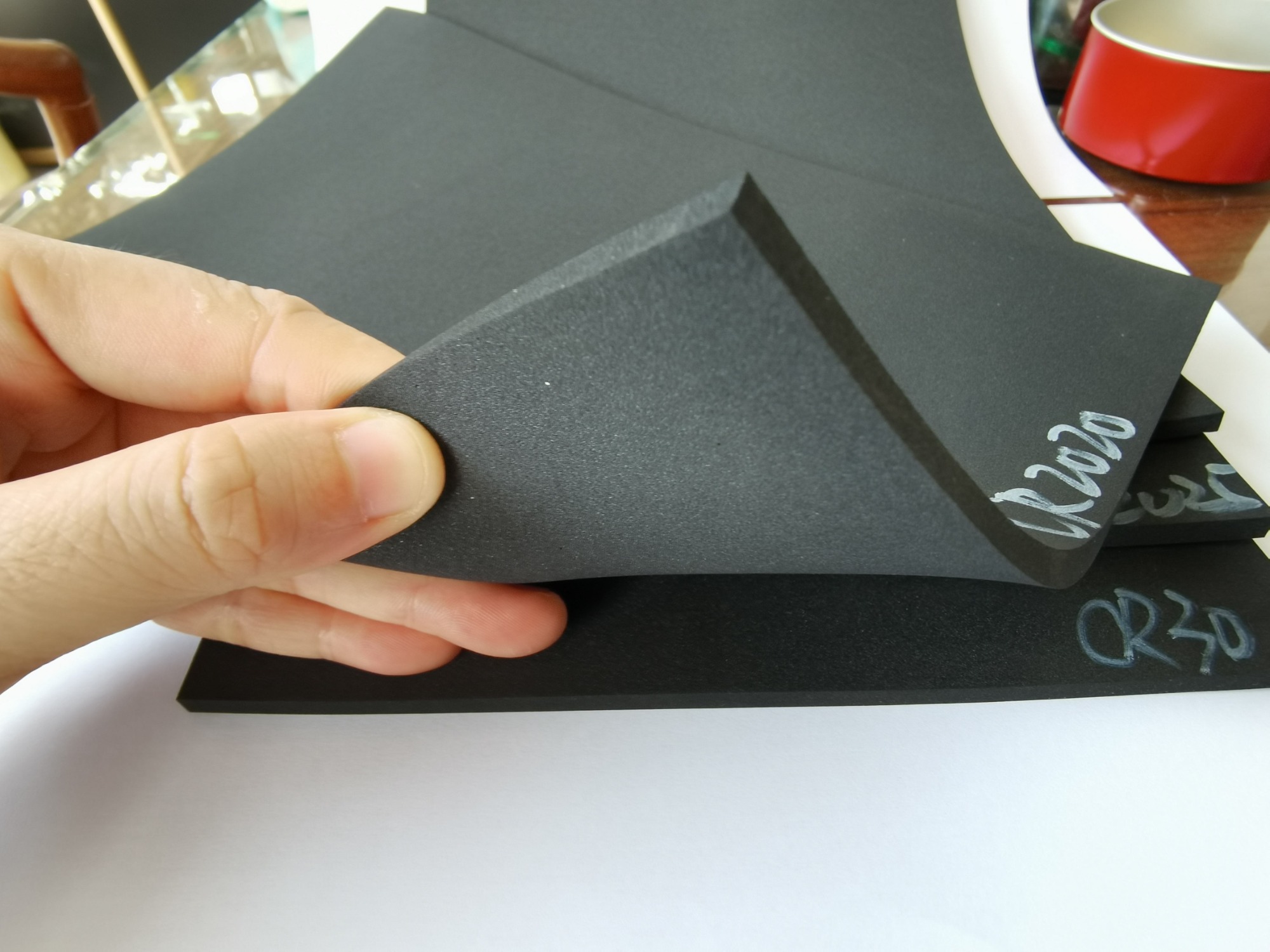Eco friendly die cut natural CR rubber foam sheet new high quality structure neoprene rubber foam