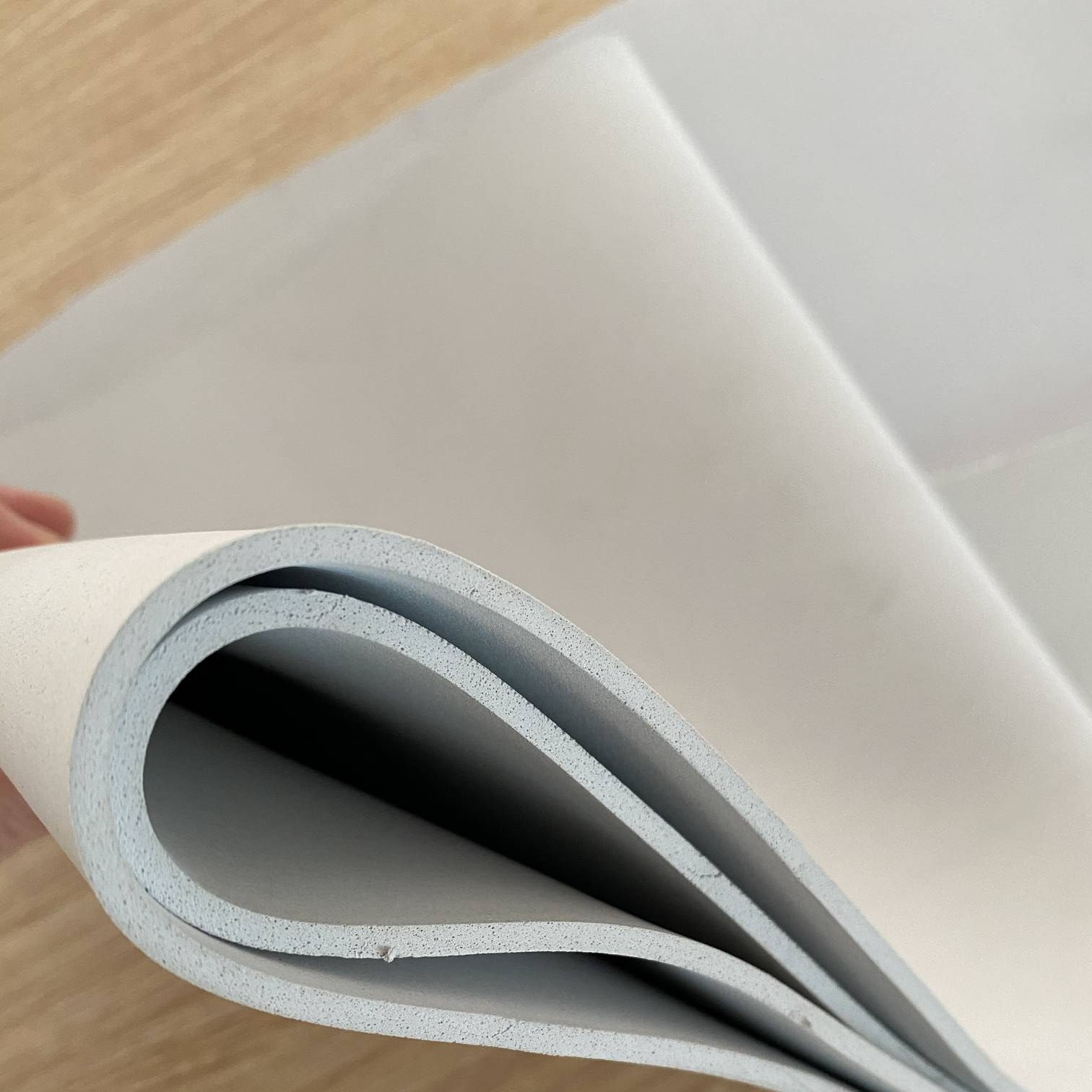 Extruded heat resistant Closed Cell Foam NBR neoprene 3mm Rubber Roll